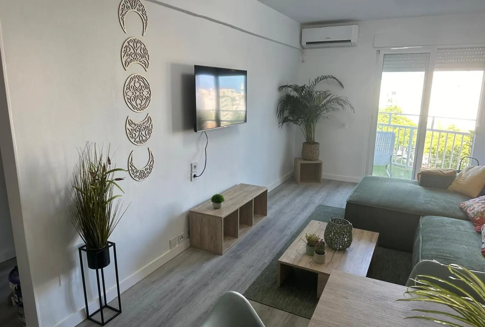 Acuario By Holiday Homes Malaga Benalmádena 0*,