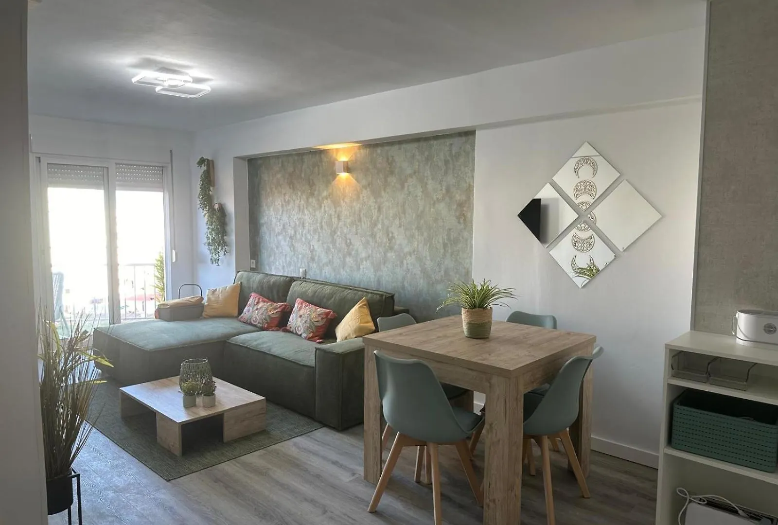 Acuario By Holiday Homes Malaga Benalmádena 0*,